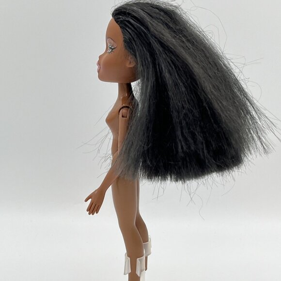 Bratz Wintertime Wonderland Collection Sasha Fashion Doll NUDE no shoes MGA 2003 - Picture 5 of 9